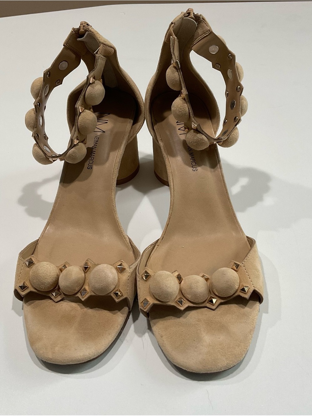 ☀️Neiman Marcus Lila Camel Suede Heels Sandals, Size 10M